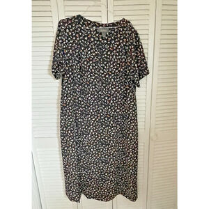Lane Bryant Designs Size 24 Floral Short Sleeve Front Button Dress